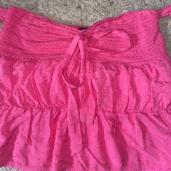 Off shoulder front tie peplum blouse medium - Picture 5 of 5